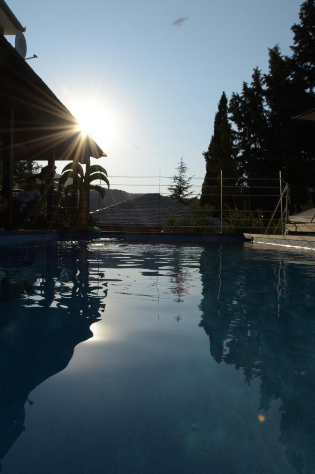 Pacithea Villas Miléai エクステリア 写真